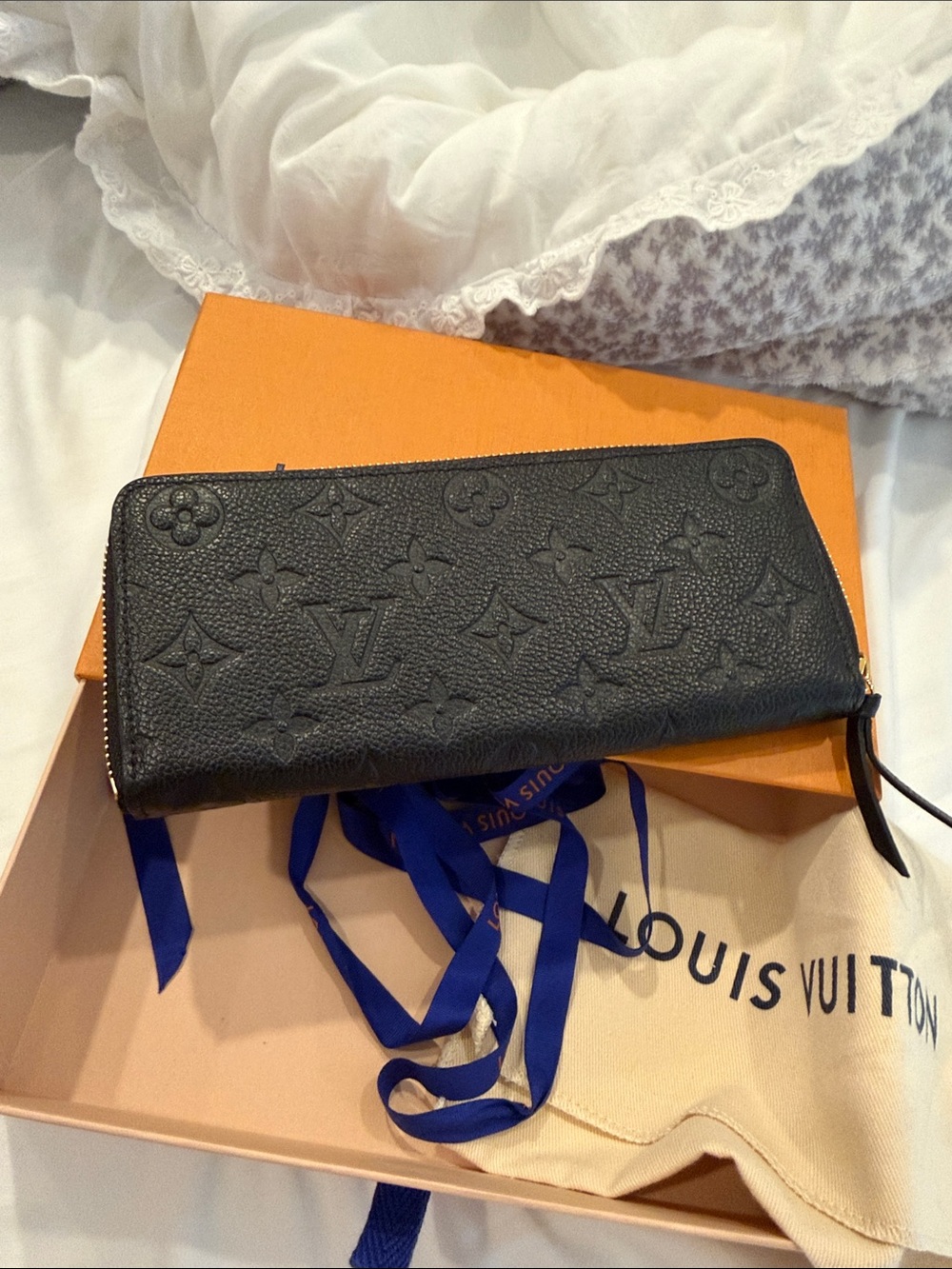 Louis Vuitton Black Monogram Empreinte Zip-Around Wallet with Gold Hardware - Picture 6 of 15